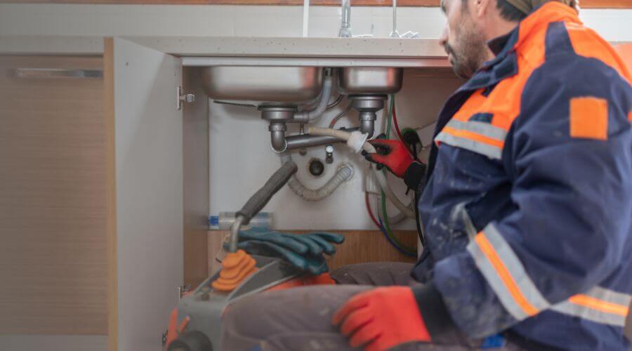 Electronic Leak Detection in Hollenberg, KS